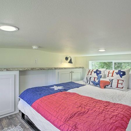Cozy Mckinney Tiny Home With Porch And Fire Pit! Exterior photo
