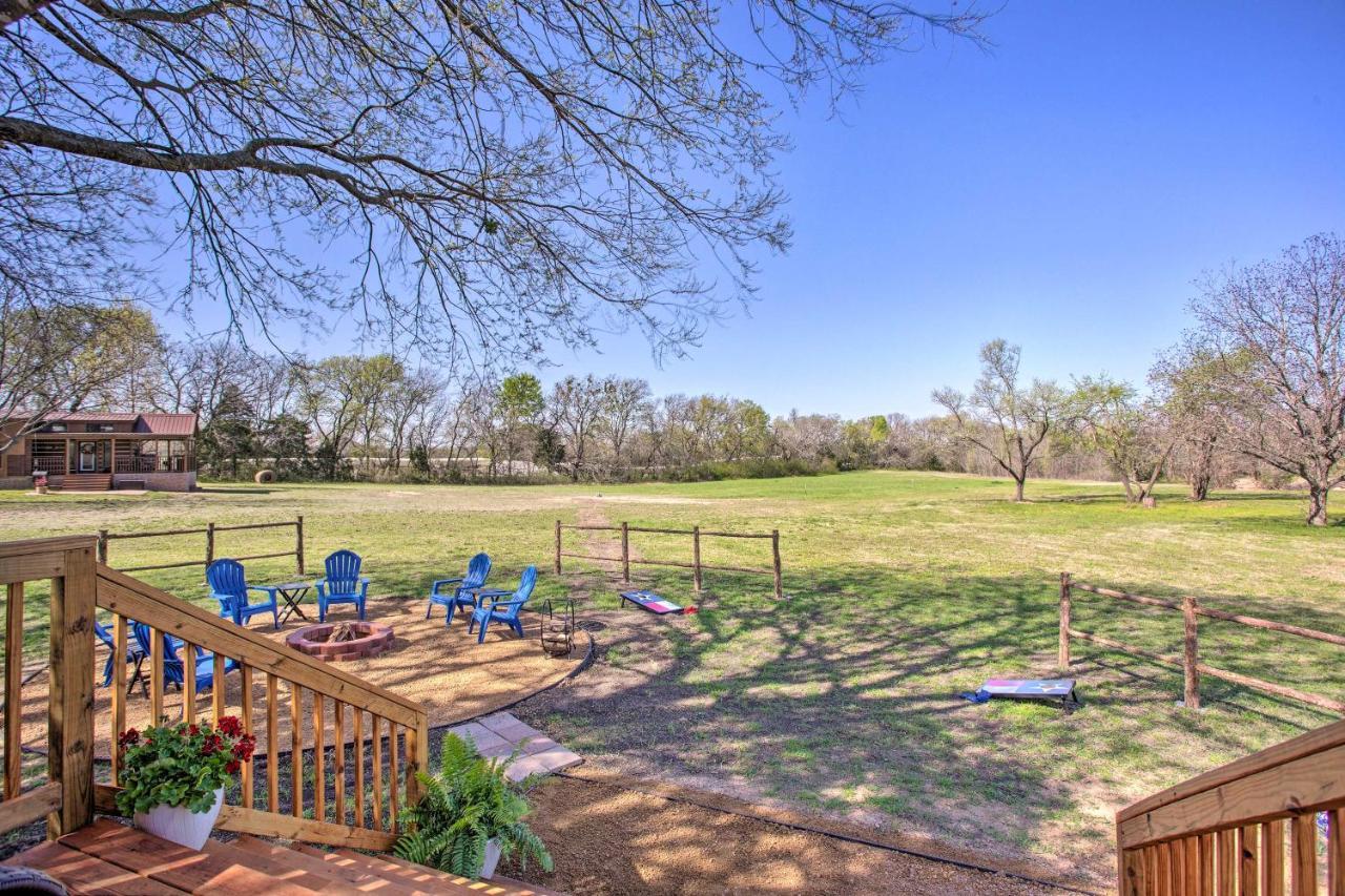Cozy Mckinney Tiny Home With Porch And Fire Pit! Exterior photo