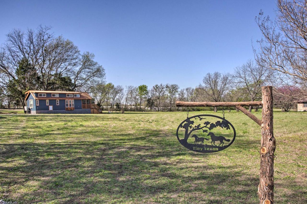 Cozy Mckinney Tiny Home With Porch And Fire Pit! Exterior photo